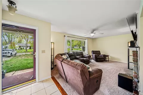 608 Lyndon Ave, Ashtabula, OH 44004 photo 10