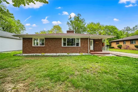 608 Lyndon Ave, Ashtabula, OH 44004