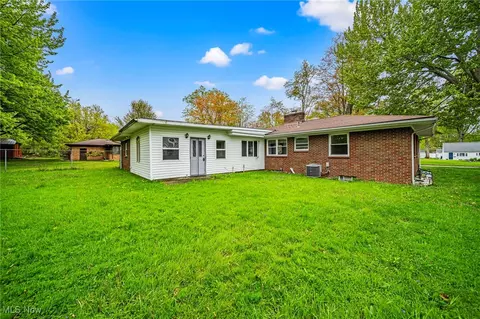 608 Lyndon Ave, Ashtabula, OH 44004 photo 6