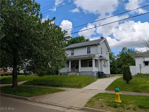 369 Montrose Ave, Akron, OH 44310