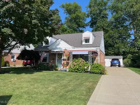 1157 Washington Blvd, Mayfield Heights, OH 44124