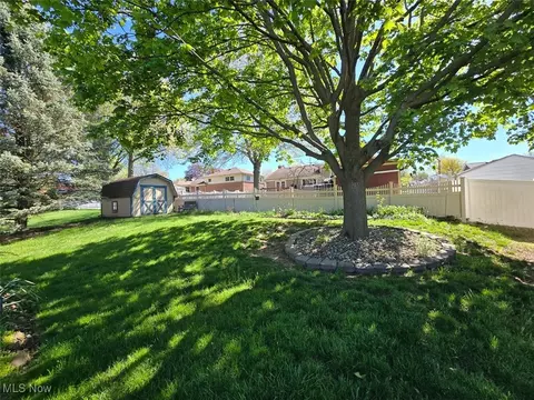 1871 Eldridge Ave, Akron, OH 44301 photo 8