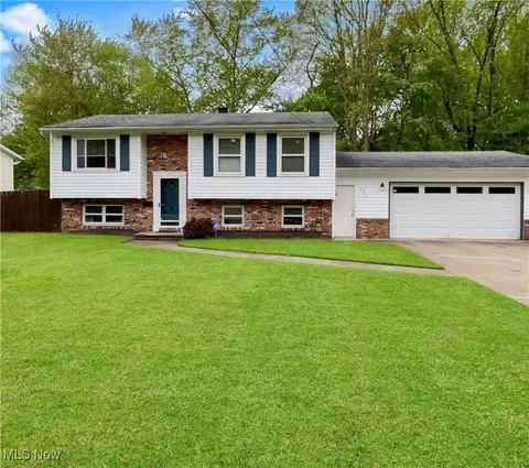 533 Lake Erie St, Conneaut, OH 44030