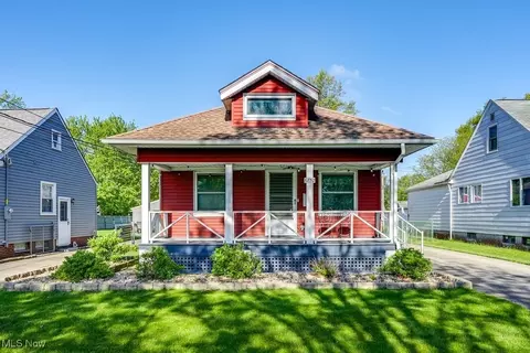 6852 Orchard Blvd, Parma Heights, OH 44130