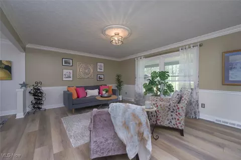 6352 Creekside Trl, Solon, OH 44139 photo 8