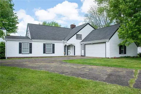 7969 Bricker Rd NW, Massillon, OH 44646