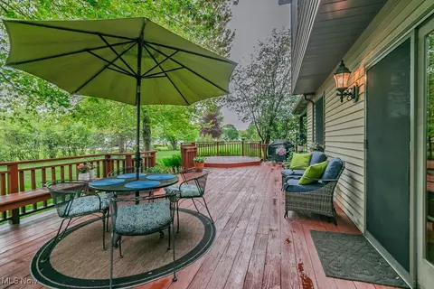 Exterior - 1410 Stowe Rd, Saybrook, OH 44004 photo 7 of 14
