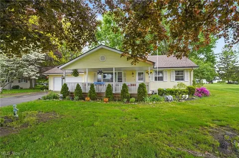 230 Mill Morr Dr, Painesville, OH 44077