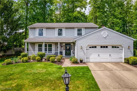 15956 Inglewood Ct, Strongsville, OH 44136