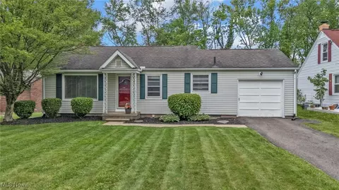 1804 50th St NW, Canton, OH 44709