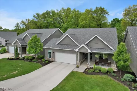 4071 Coventry Cir, Huron, OH 44839