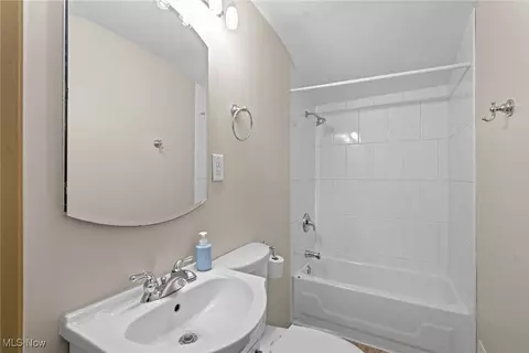 6319 E Pleasant Valley Rd, Independence, OH 44131 photo 26