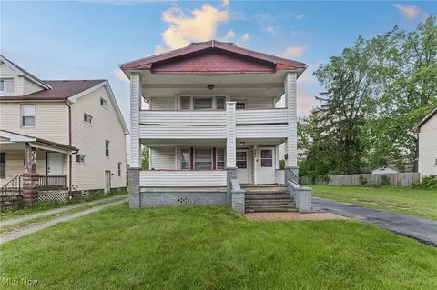 12917 Maplerow Ave, Garfield Heights, OH 44105