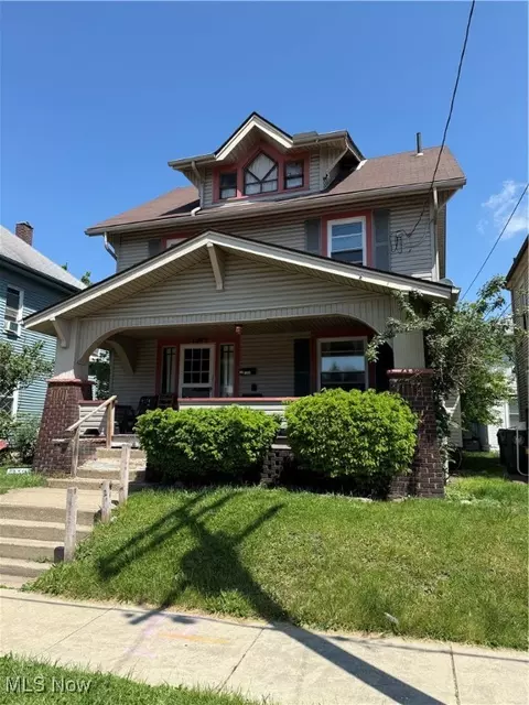1305 8th St NW, Canton, OH 44703