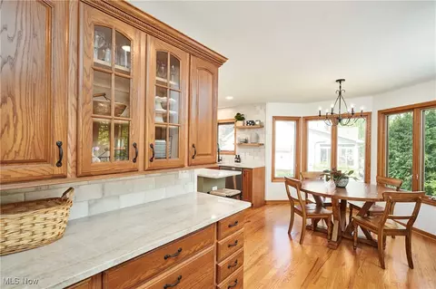 Kitchen - 4012 Stonebridge Blvd, Copley, OH 44321 photo 2 of 2