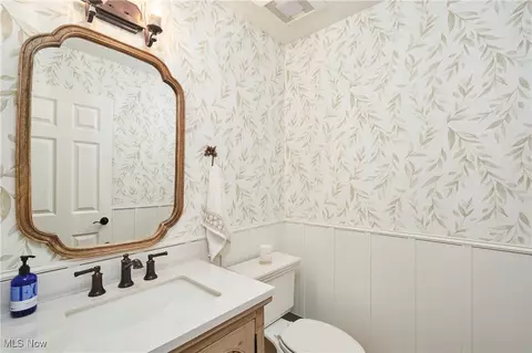 Bath - 4012 Stonebridge Blvd, Copley, OH 44321 photo 1 of 5