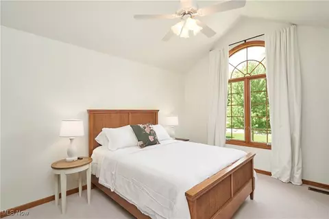 Bedroom - 4012 Stonebridge Blvd, Copley, OH 44321 photo 2 of 4