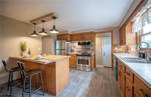 809 Mcdaniel Ave, Minerva, OH 44657 photo 4