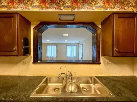 215 High St, Lodi, OH 44254 photo 12