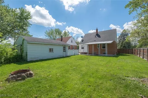 225 Longfellow St, Elyria, OH 44035 photo 25