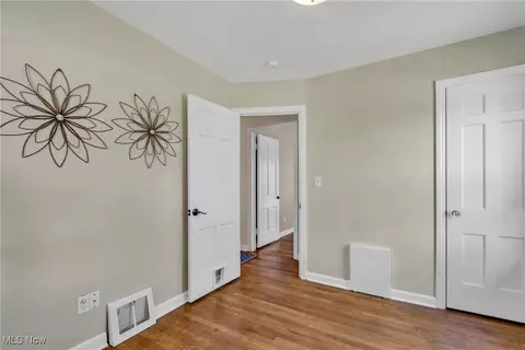 225 Longfellow St, Elyria, OH 44035 photo 15