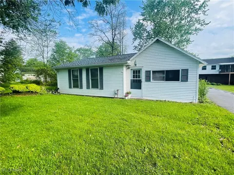 240 E 11th St, Ashland, OH 44805