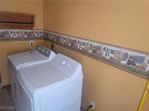 9788 E River Rd, Elyria, OH 44035 photo 23