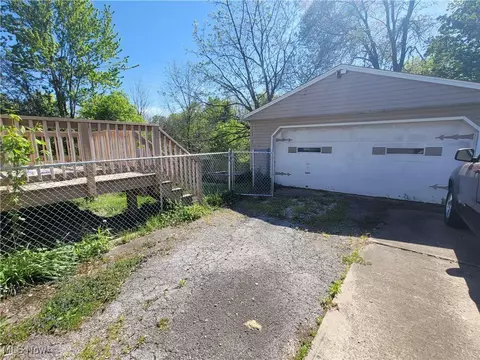 9788 E River Rd, Elyria, OH 44035 photo 39