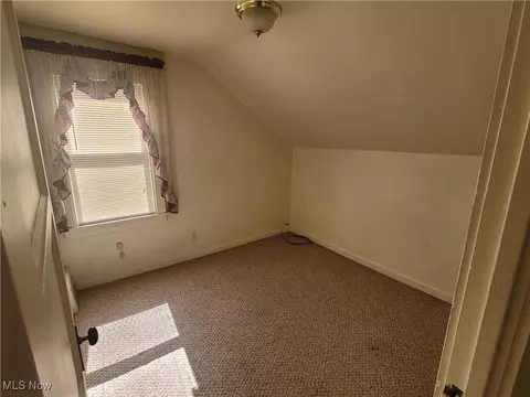 9788 E River Rd, Elyria, OH 44035 photo 18