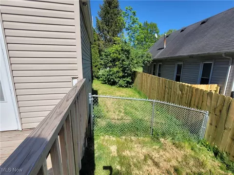 9788 E River Rd, Elyria, OH 44035 photo 35