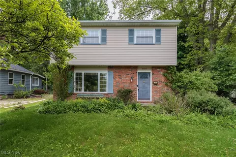 5609 Walnut St, Mentor On The Lake, OH 44060