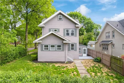 453 Saint Leger Ave, Akron, OH 44305