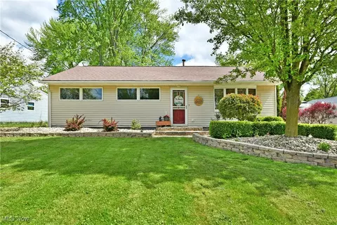 788 Virginia Dr NW, Warren, OH 44483