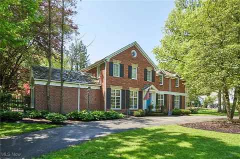173 Hampshire Rd, Akron, OH 44313