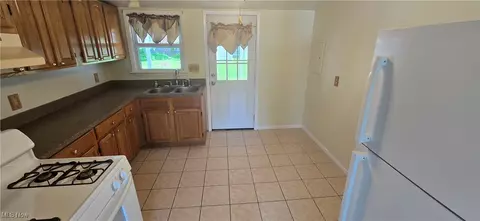 Other - 322 Concord Ave, Elyria, OH 44035 photo 4 of 7