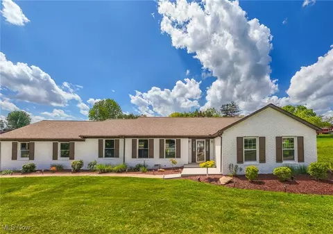 109 Belmont Dr, Saint Clairsville, OH 43950