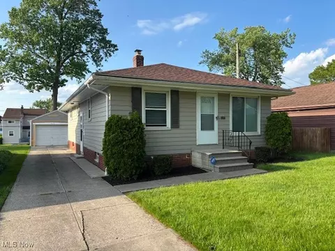 11023 Wallingford Ave, Cleveland, OH 44125