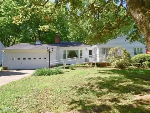 4628 Monticello Blvd, Cleveland, OH 44143