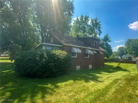 39 Wayne St, Niles, OH 44446 photo 34