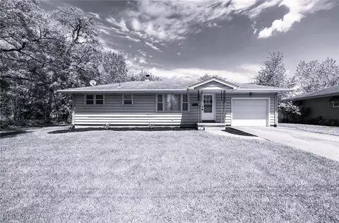 1617 Norwood Ave, Girard, OH 44420