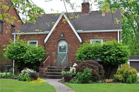 16205 Woodbury Ave, Cleveland, OH 44135