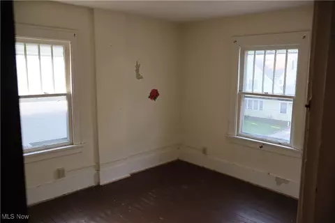924 Work Dr, Akron, OH 44320 photo 13