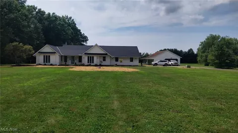 16200 St Rt 83, Grafton, OH 44044