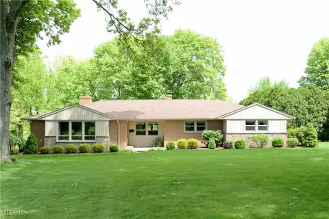 2724 Spitler Rd, Poland, OH 44514