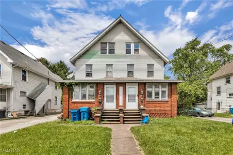241 Sexton St, Struthers, OH 44471