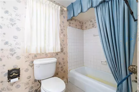 128 E Circle Dr, Weirton, WV 26062 photo 37