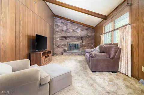 128 E Circle Dr, Weirton, WV 26062 photo 21