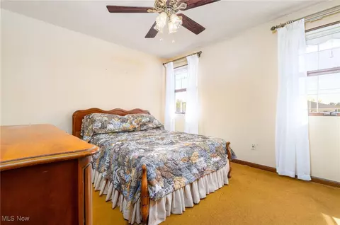 128 E Circle Dr, Weirton, WV 26062 photo 30