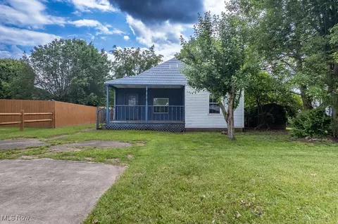 1312 12th St, Vienna, WV 26105
