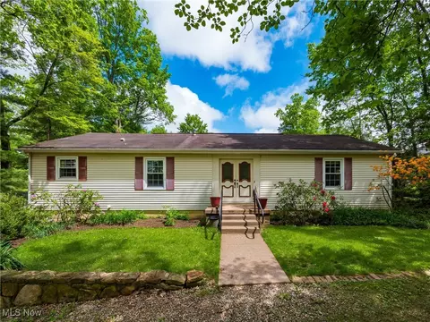 975 Richey Rd, Zanesville, OH 43701